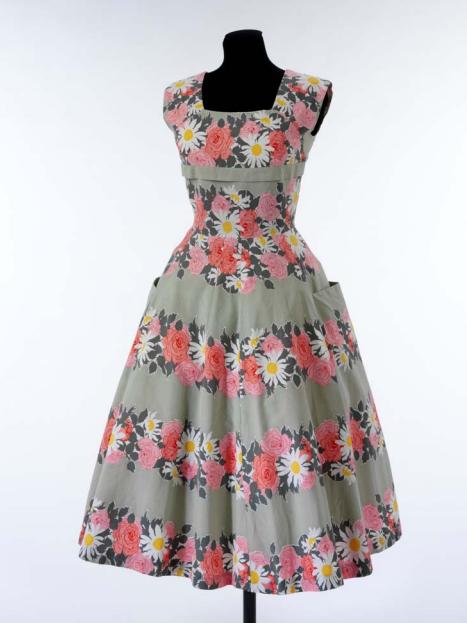 Vintage Sewing Dress 54